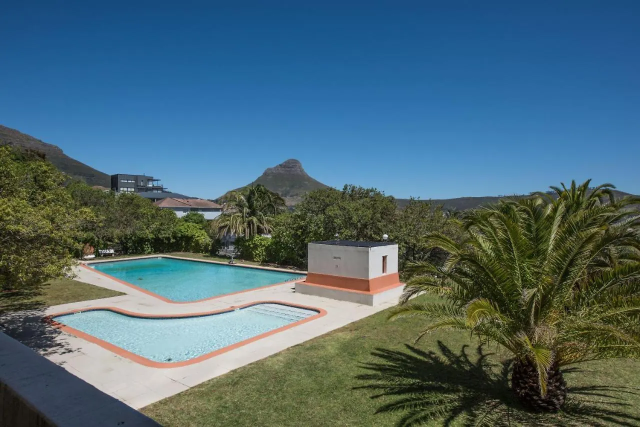Gem On The Foothills Of Table Mountain!! Apartment Cape Town