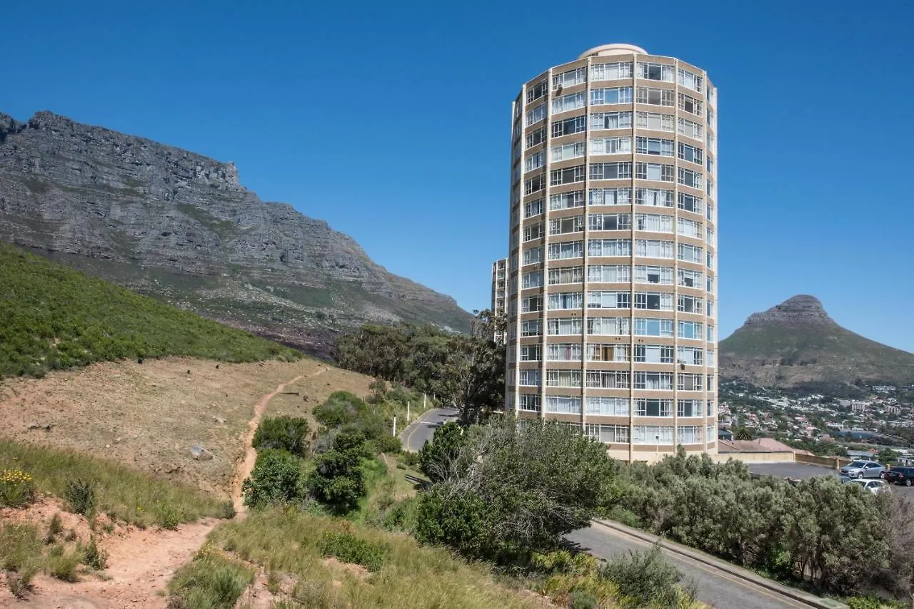 Gem On The Foothills Of Table Mountain!! Apartment Cape Town