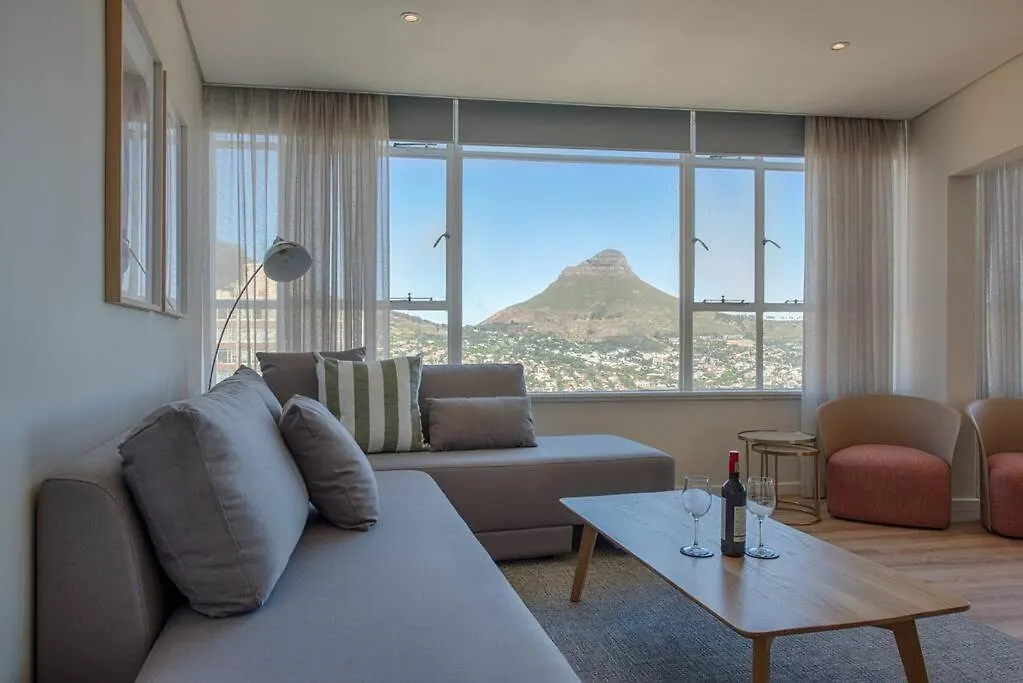 Gem On The Foothills Of Table Mountain!! Apartment Cape Town
