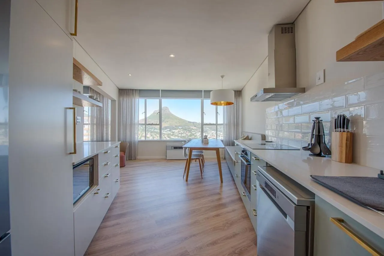 Gem On The Foothills Of Table Mountain!! Apartment Cape Town