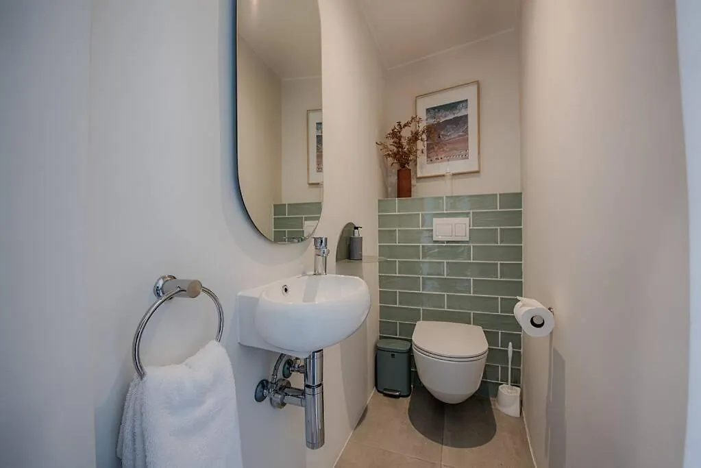 Gem On The Foothills Of Table Mountain!! Apartment Cape Town South Africa